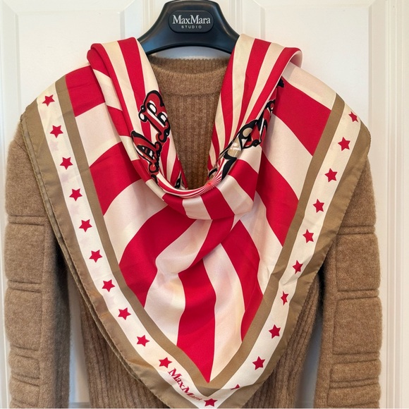 NWOT Max Mara Label-cut Logo Printed 100% Silk Scarf...